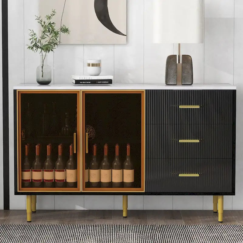 Buffet moderne avec portes vitrées