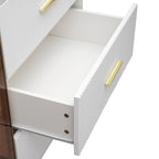 Buffet moderne avec portes vitrées